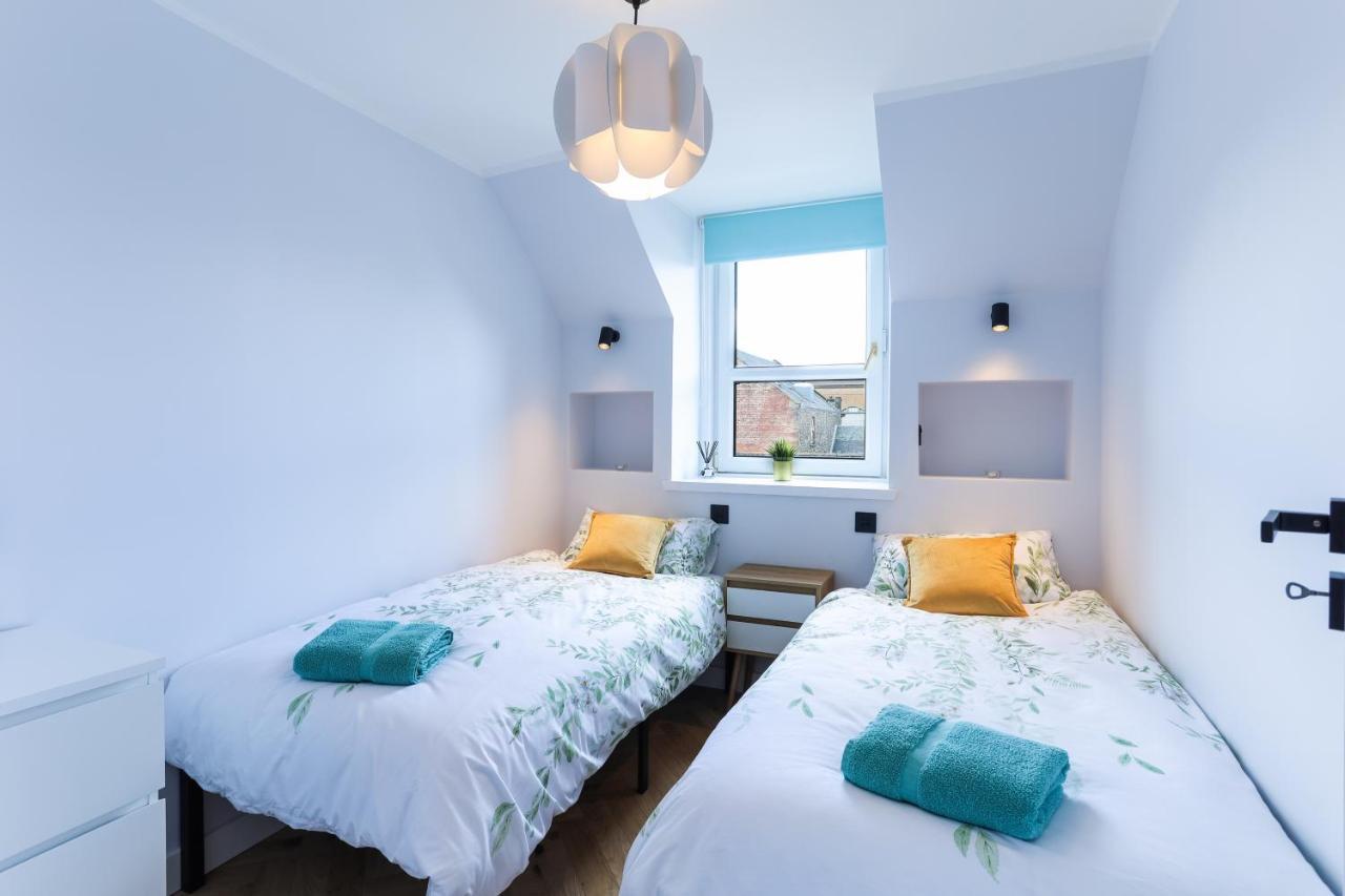 Luxurious City Centre Apartment パース エクステリア 写真